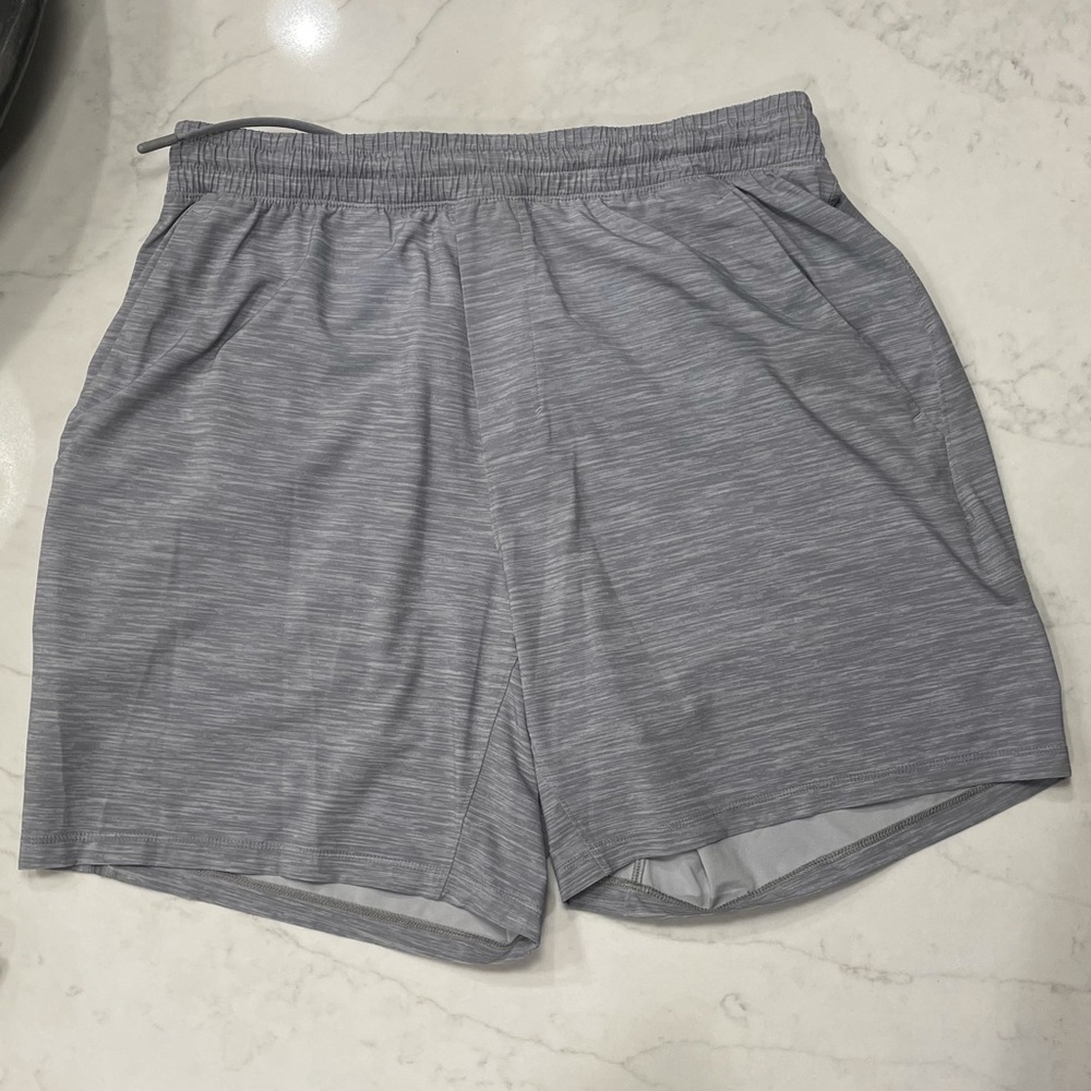 Lululemon Pace Breaker Short 7” - Linerless